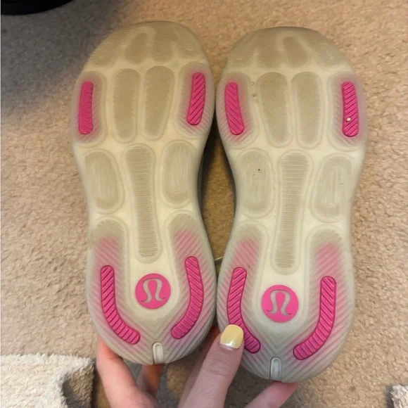 Lululemon Strongfeel Training Sneakers 8.5 - Picture 9 of 11